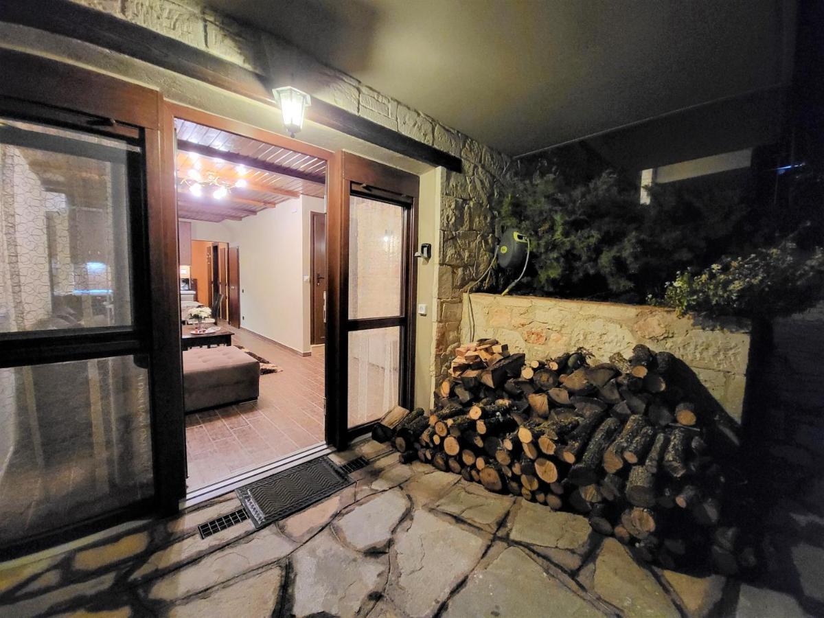 Villas Lirtzis Taxiarkhis  Exterior photo